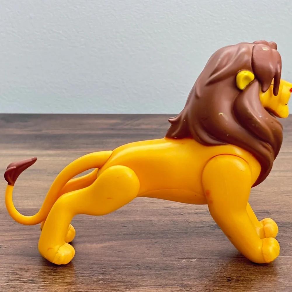 DISNEY Just Play The Lion King Lion Guard ADULT SIMBA Action Figure Toy Topper